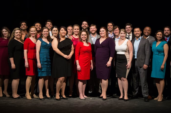 singin_BG_grouphoto_062315_master_crop