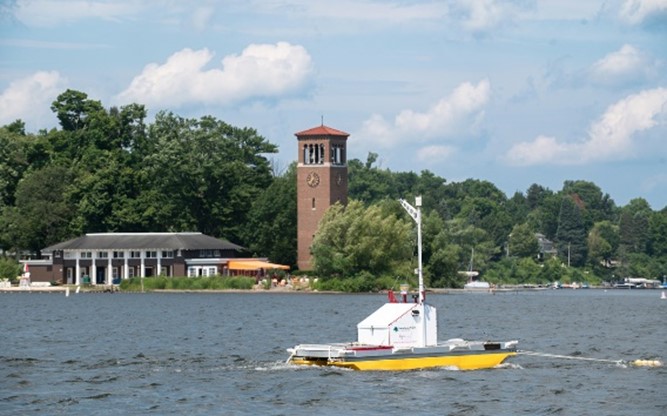 Jefferson Project vertical profiler on Chautauqua Lake