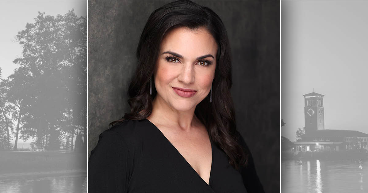 Rachel Calloway's headshot