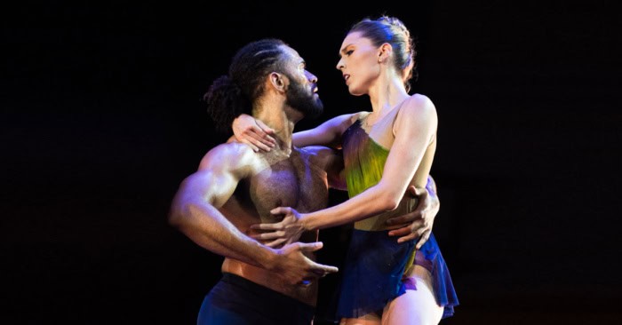 Alumni dancers performing